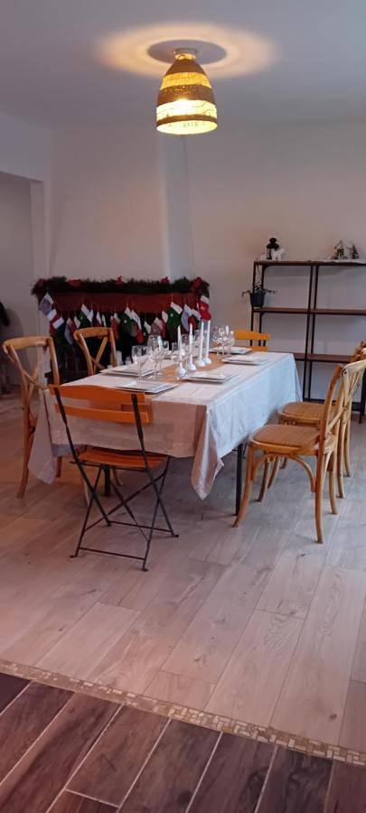 Location de vacances pour 8 personnes, avec terrasse à Le Vaudreuil - 2