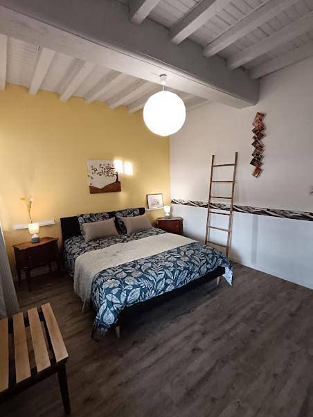 Double Room in Saint-Germain-du-Bois, Région de Louhans