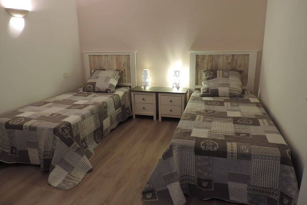 Entire apartment, Promotion Rural Gite Lou Barry in Mirabel-aux-Baronnies, Nyons region