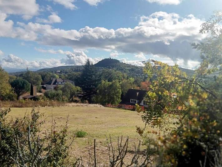 Location de vacances pour 6 personnes, avec vue et jardin à Ceyrat - 3