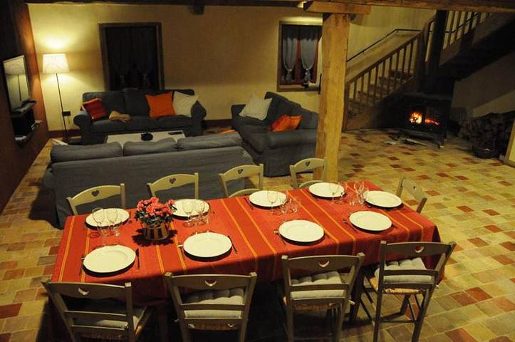 Location de vacances pour 9 personnes, avec jacuzzi et jardin à Lathus-Saint-Rémy - 4