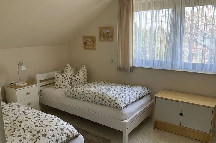 Ganze Wohnung, Komfort Ausstattung 65 qm, schöne und verkehrsgünstige Lage zu Freiburg in Vörstetten, Südschwarzwald