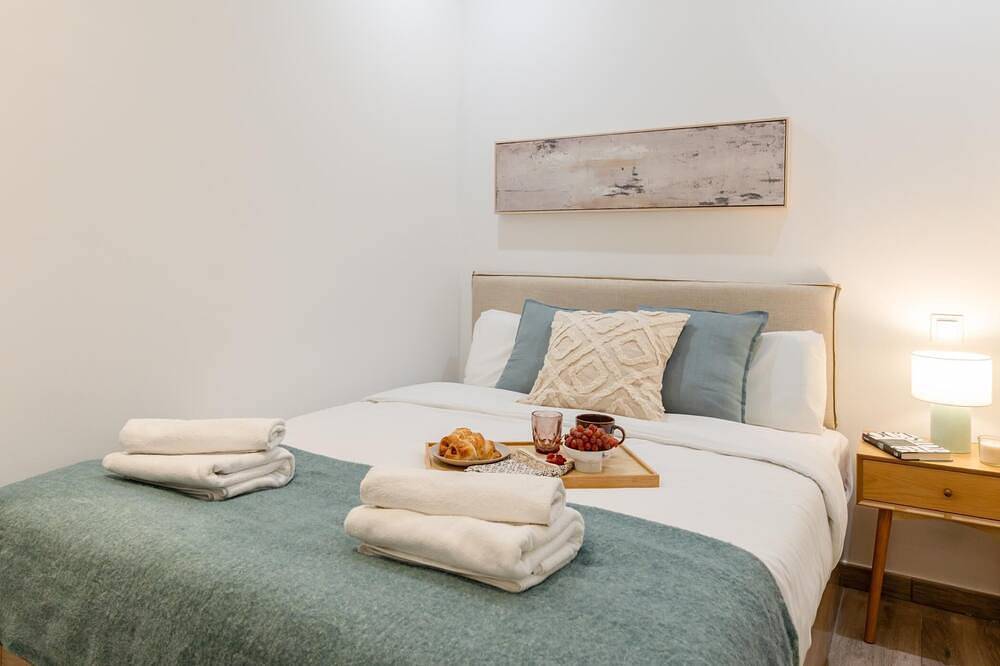 Apartamento entero, Apartamento + Zona de trabajo Chamberí in Chamberí (Madrid), Madrid