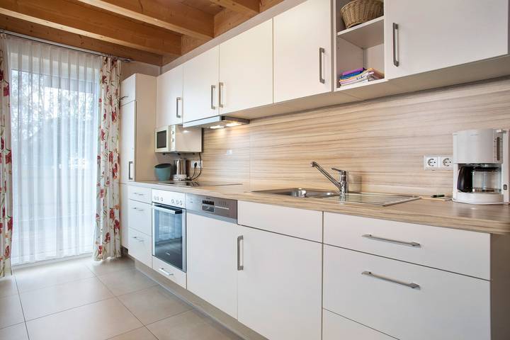 Ganze Wohnung, Apartment 'Birke' mit Gemeinschaftsgarten, Wlan und Klimaanlage in Deggenhausertal, Region Bodensee-Oberschwaben