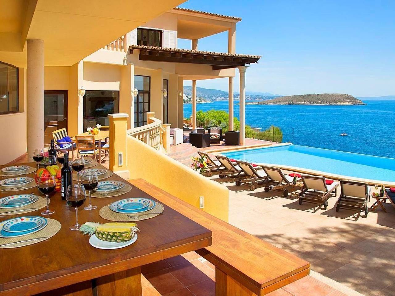 Spektakuläre Villa am Meer in Cala Vinyes, Calvià