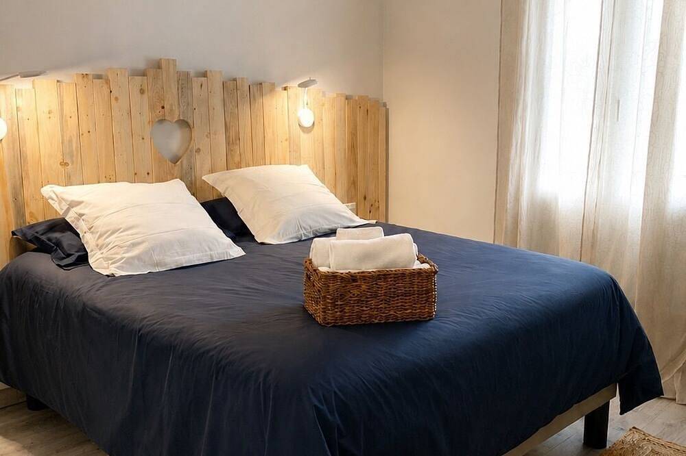 L'Oliveraie Quiet villa with pool at the gateway to the Luberon. in Pertuis, Regionaler Naturpark Luberon