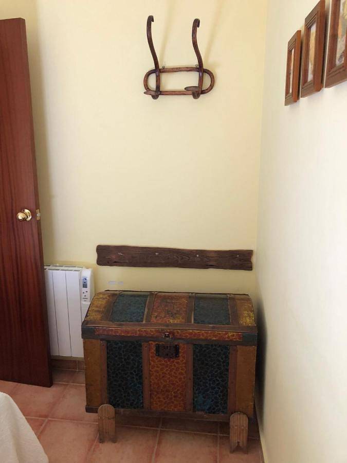 Three-Bedroom House in Parauta, Province de Málaga