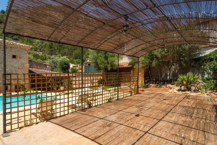 Finca für 8 Personen, mit Terrasse und Garten sowie Pool und Ausblick in Caimari - 4