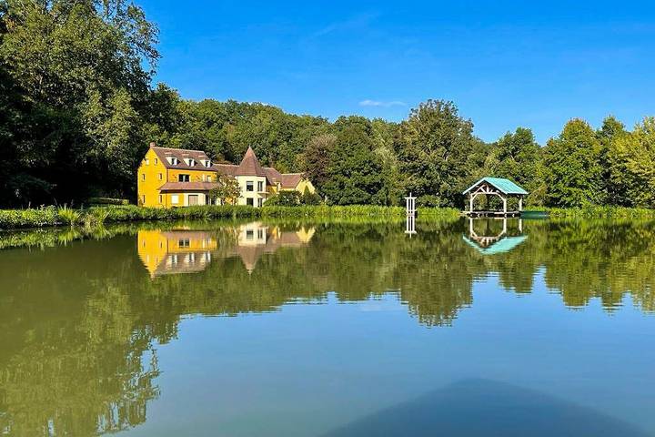 Maison de vacances pour 25 personnes, avec jardin et terrasse dans Eure-et-Loir