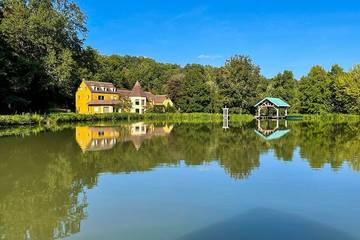 Cottage pour 25 personnes, avec jardin et terrasse à Montigny-le-Chartif