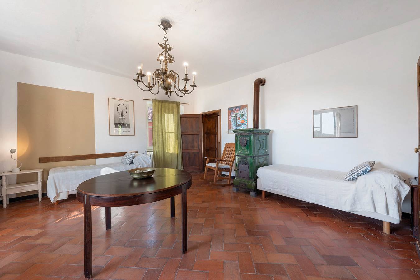 Appartamento intero, Appartamento con vista mare e giardino in comune in Castiglione Chiavarese, Riviera di Levante