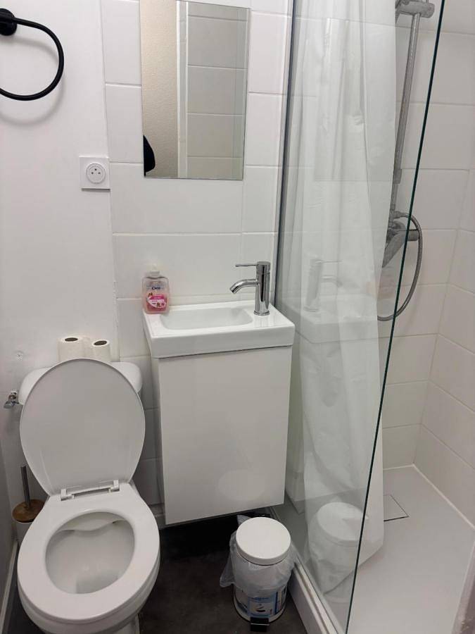 Hôtel pour 3 personnes, avec vue et jardin à Bourg-de-Péage - 3