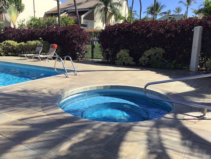 Vacation rental for 2 people, with yard and pool as well as hot tub and terrace in Wailea