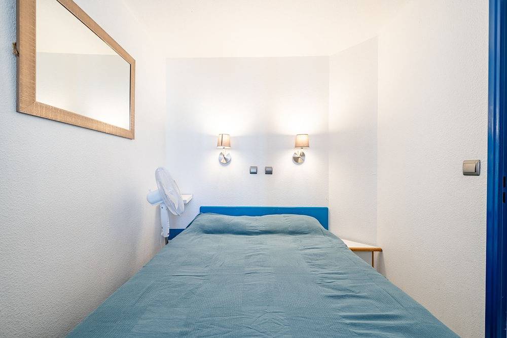 Apartamento inteiro, Apartamento-Casa de banho privativa com banheira-Vista para o Mar-Appartement... in Cannes La Bocca, Cannes