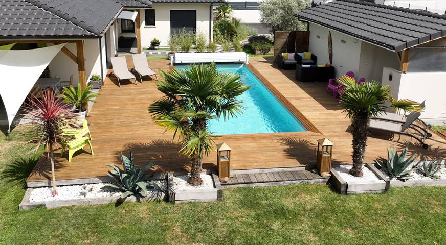 Gîte pour 2 personnes, avec Terrasse ainsi que Jardin et Piscine en Gironde