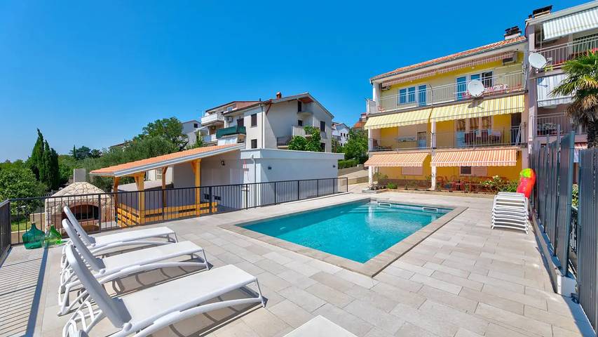 Ferienwohnung für 6 Personen, mit Terrasse und Pool in Crikvenica - 4