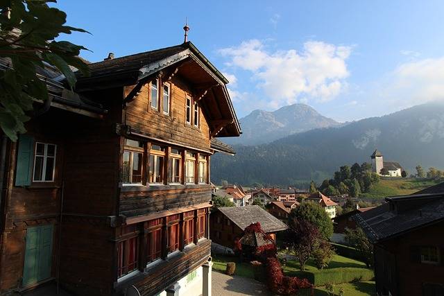 Gîte pour 8 personnes, avec balcon, animaux acceptés à Château-d' Œx - 2