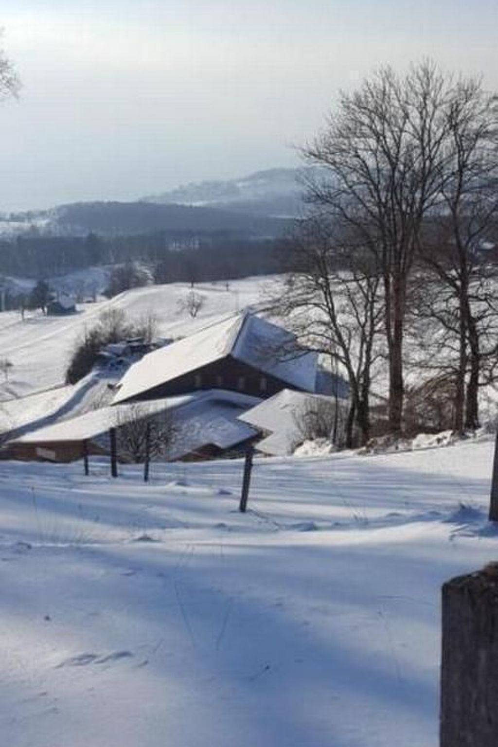 Appartement entier, Studio im Bauernhaus (4 Pers.) in Le Mont-Pèlerin, Chardonne
