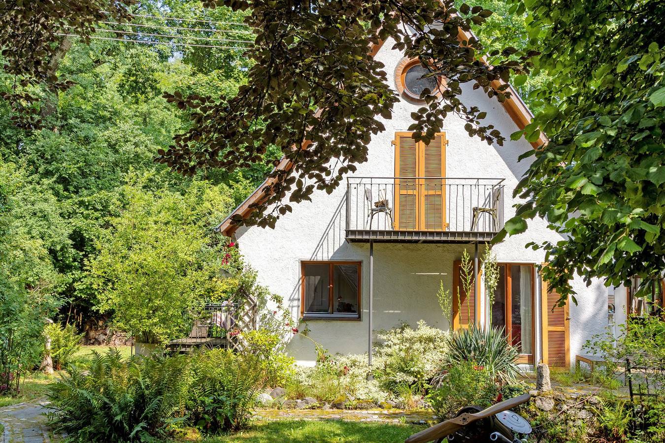 Ganze Wohnung, Ferienwohnung 'Allgaierarthaus' mit Privatterrasse, Gemeinschaftsgarten und Wi-Fi in Bad Waldsee, Region Bodensee-Oberschwaben