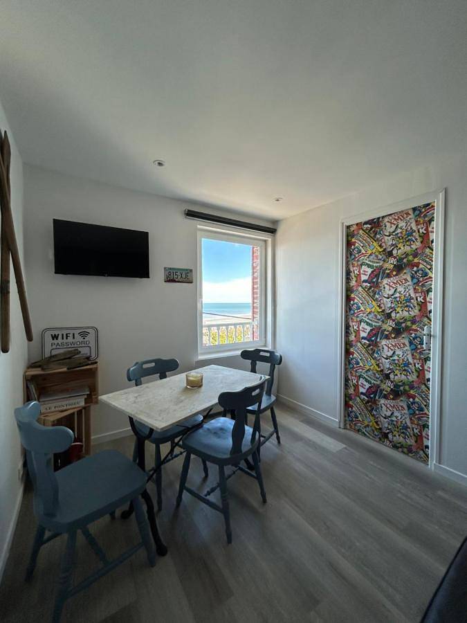 Appartement entier, One-Bedroom Apartment in Ault, Région d'Abbeville