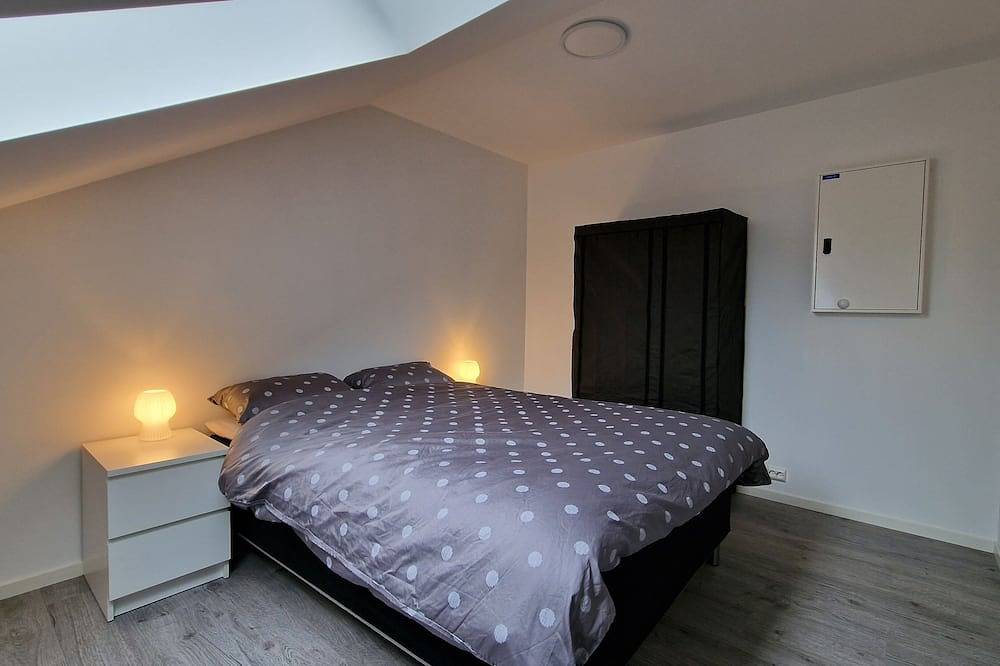 Ganze Wohnung, Newly renovated loft apartment with a panoramic view of the sea. in Kristiansund, Nördliches Fjordnorwegen