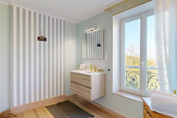 House with Spa and Private Sauna in Lissac-sur-Couze, Brive-la-Gaillarde region