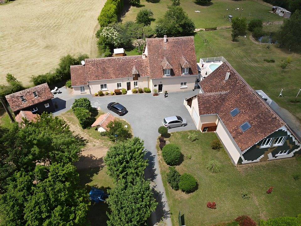 Gîte Chez Nathalie avec piscine et Spa in Ardentes, Région de Châteauroux