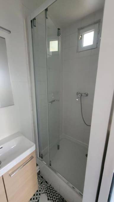 Appartement entier, Maisonnette avec jardin proche Paris in Saint-Mandé, Val-de-Marne