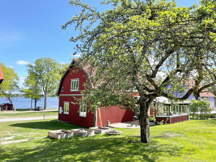 Ferienhaus für 9 Personen, mit Terrasse und Garten am Asnen