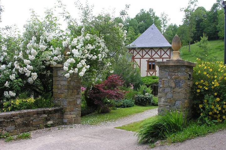 Location de vacances pour 4 personnes, avec jardin et terrasse à Oust - 3