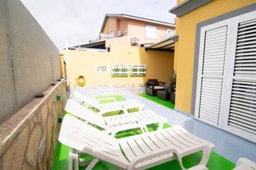 Gîte pour 8 personnes, avec vue et jardin dans Castillo del Romeral