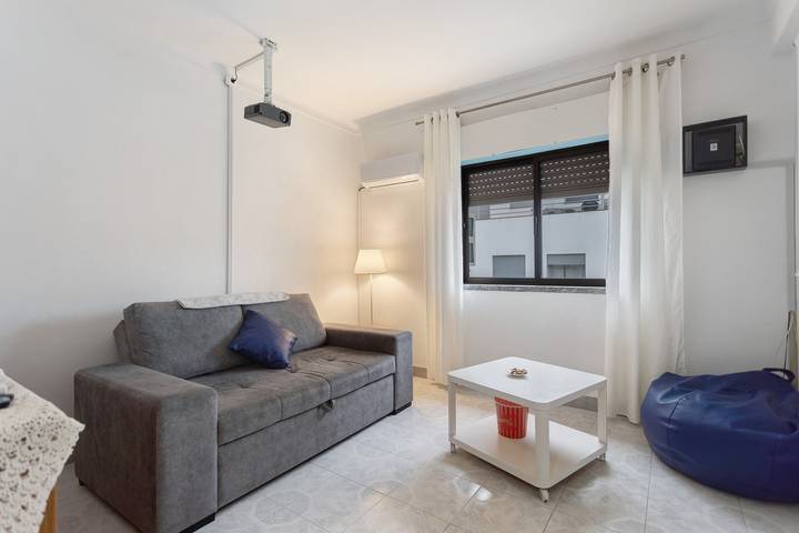 Apartamento entero, Apartamento 'Paradise By The Sea The Whale Beach' con Wi-Fi y aire acondicionado in Peniche, Leiria District