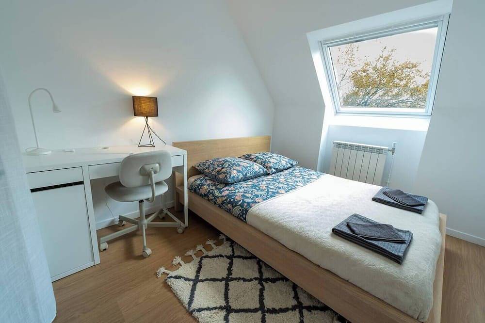 Town house with terrace Near subway in Rennes, Región de Rennes