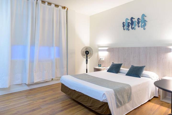 Hotel para 2 personas - 1