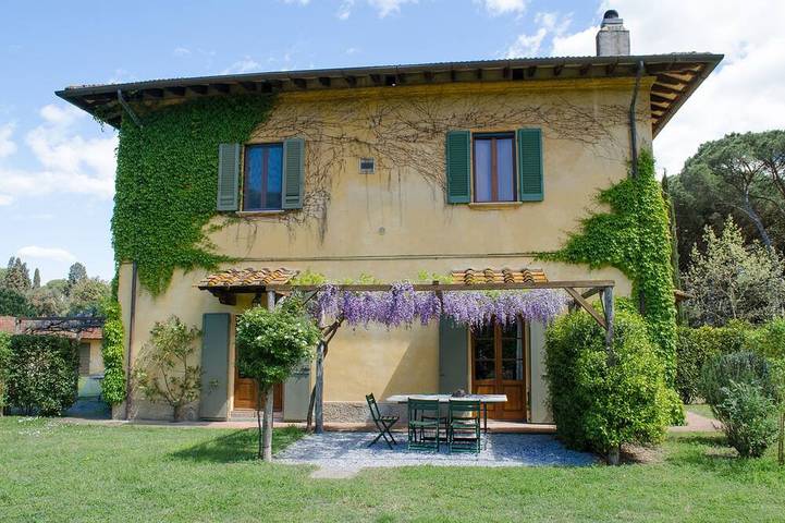 Location de vacances pour 5 personnes, avec jardin et sauna à Vecchiano