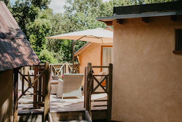 Location de vacances pour 4 personnes, avec piscine ainsi que jardin et vue à Labastide-de-Virac - 4