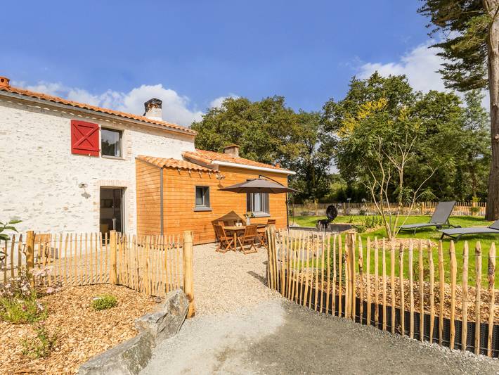 Gîte for 7 people, with garden in Loire Valley