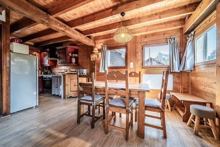 Gîte pour 6 personnes, avec jardin à Verchaix - 4