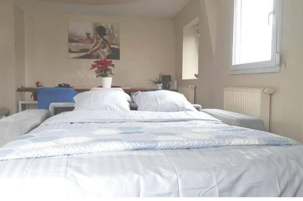 Entire apartment, Green Field Lodge in Lingolsheim, Strasbourg region