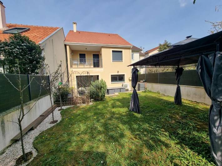 Gîte pour 8 personnes, avec balcon et jardin à Vélizy-Villacoublay - 2