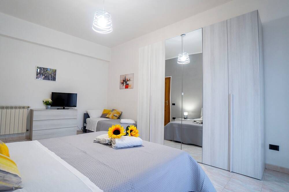 Appartamento intero, Soggiorno Smart vicino al policlinico: relax, aria condizionata e wi-fi incluso in Minissale, Messina