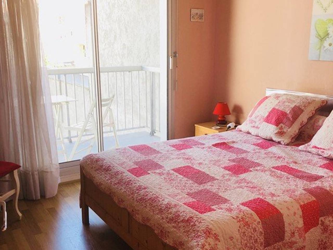 Appartement entier, Appartement T3 Arcachon Centre-Ville, 280m de la Plage, Parking, Proche Gare, Balcon in Arcachon, Région d'Arcachon