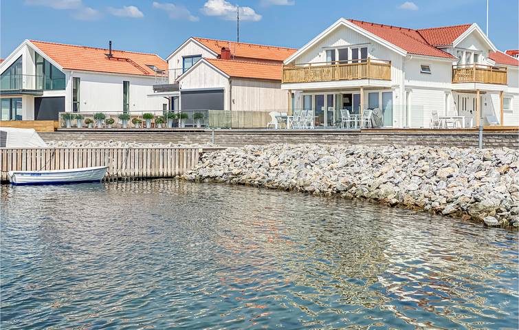 Ferienwohnung für 4 Personen, mit Terrasse in Rönnäng