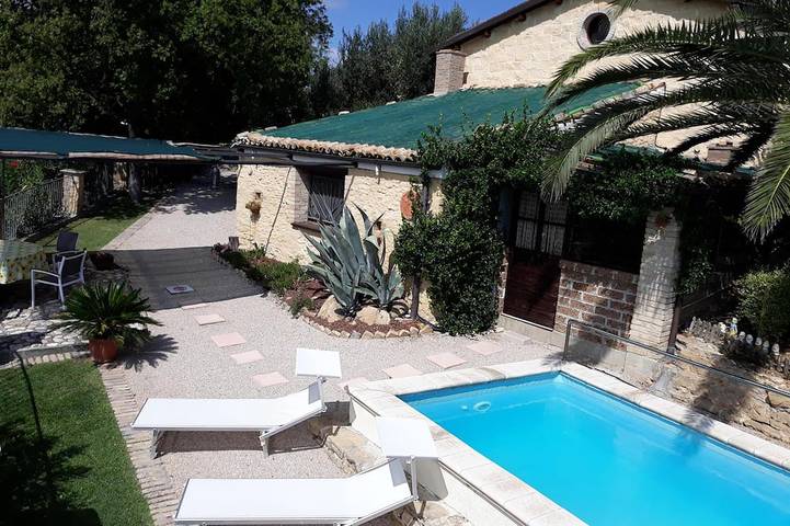 Maison de vacances pour 5 personnes, avec balcon ainsi que jardin et jacuzzi, animaux acceptés - 1