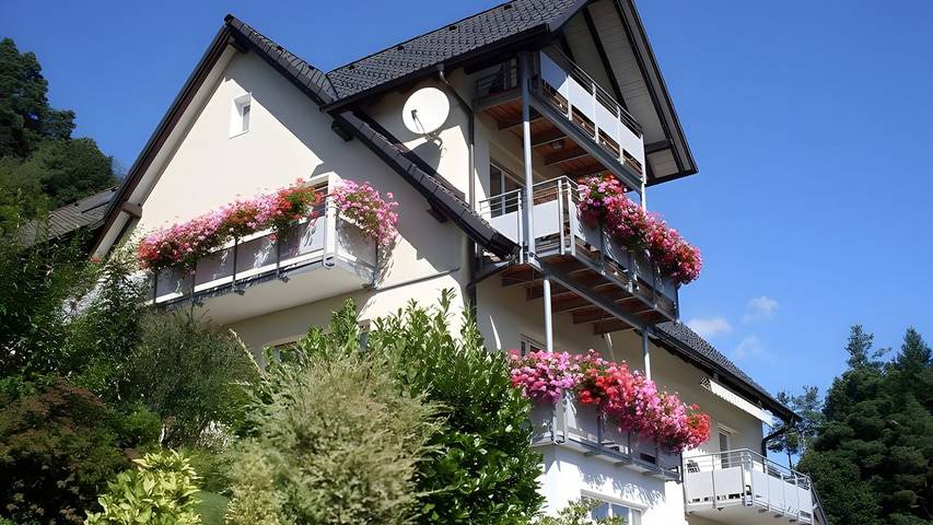 Appartement de vacances pour 6 personnes, avec jardin