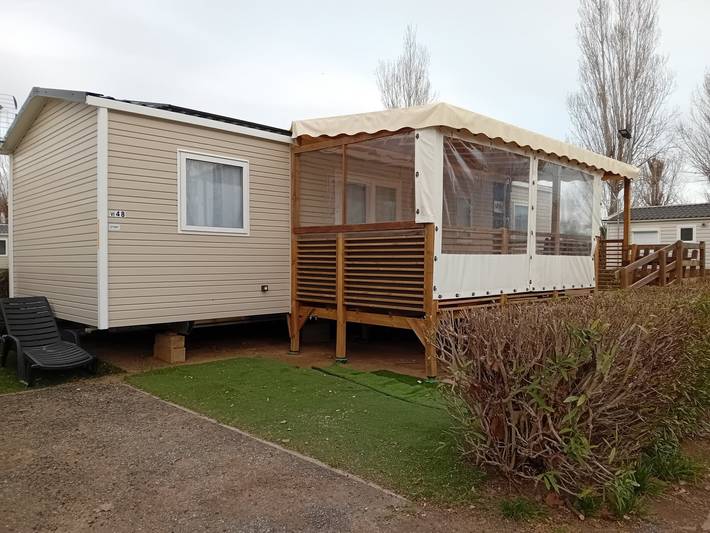 Camping pour 6 personnes, avec piscine et terrasse dans Vias Plage - 2