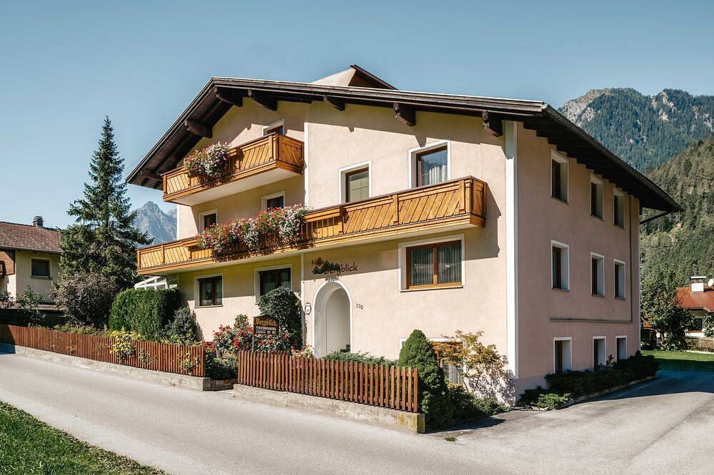 Geheel appartement, Apart Adrian 1 - Haus Bergblick in Nauderer Berge, Pfunds