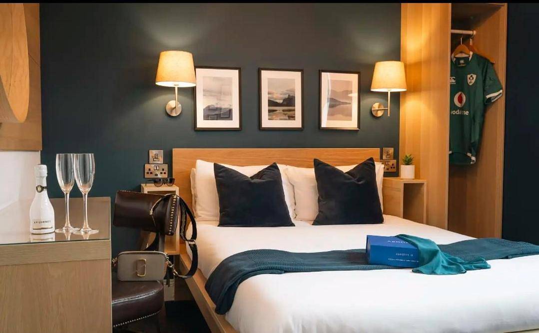 Celtic Lodge Guesthouse - Restaurant & Bar in Dublin, County Dublin