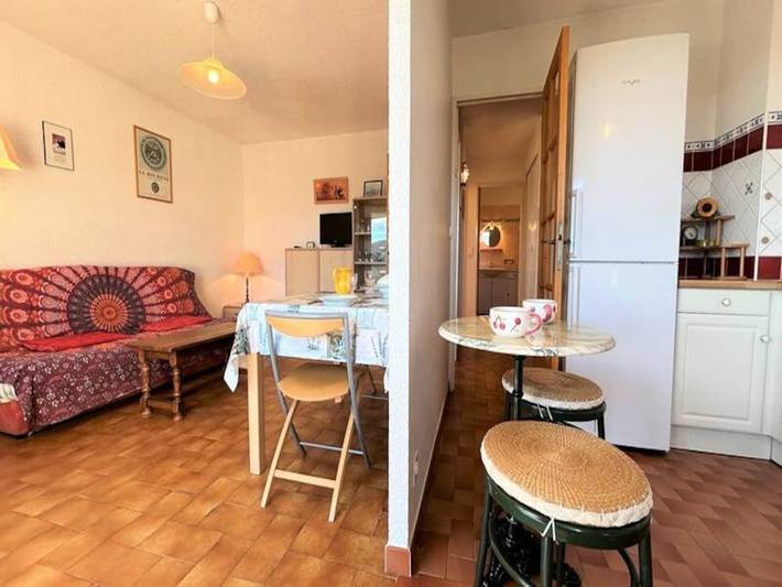 Gîte pour 2 personnes, avec terrasse, adapté aux familles à Gréoux-les-Bains - 2