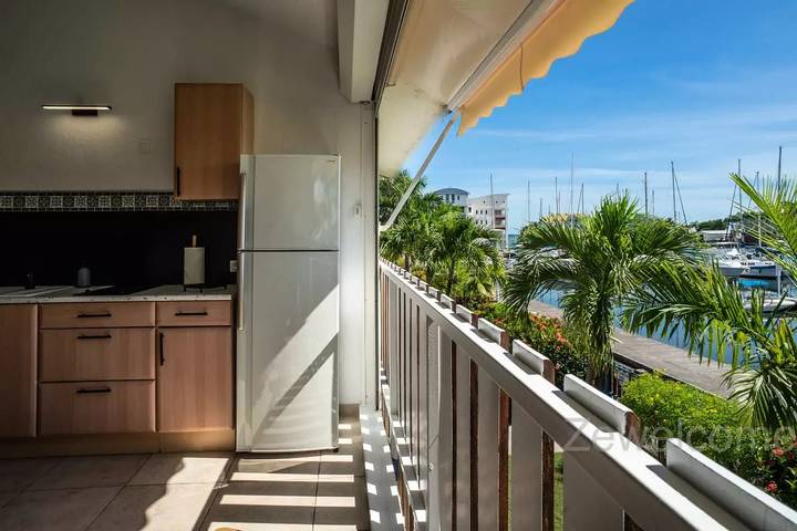 Gîte pour 4 personnes, avec vue et balcon dans Golf international de Saint François - 3